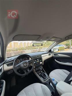 ئێم جی 5